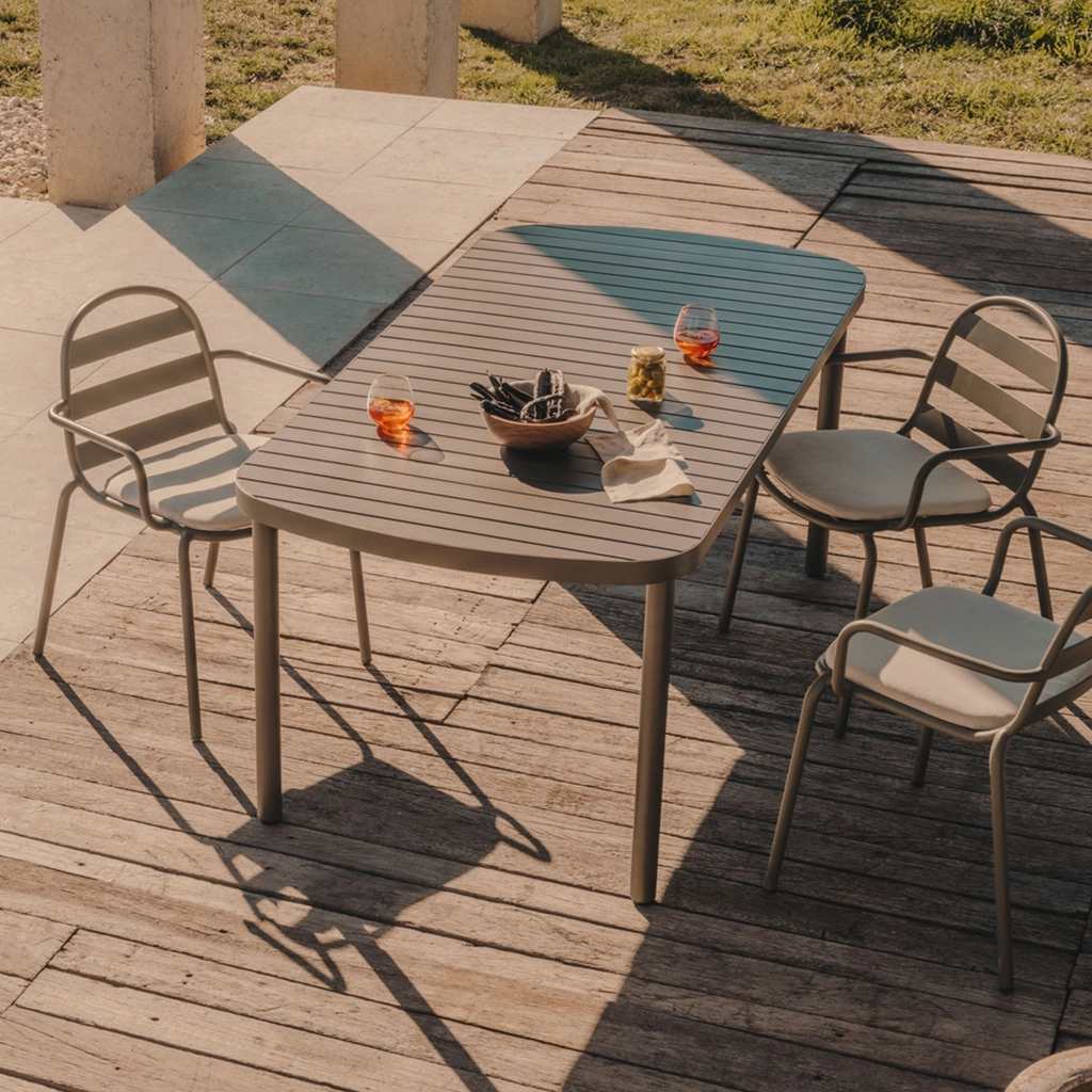 jemina-armchair-rollover